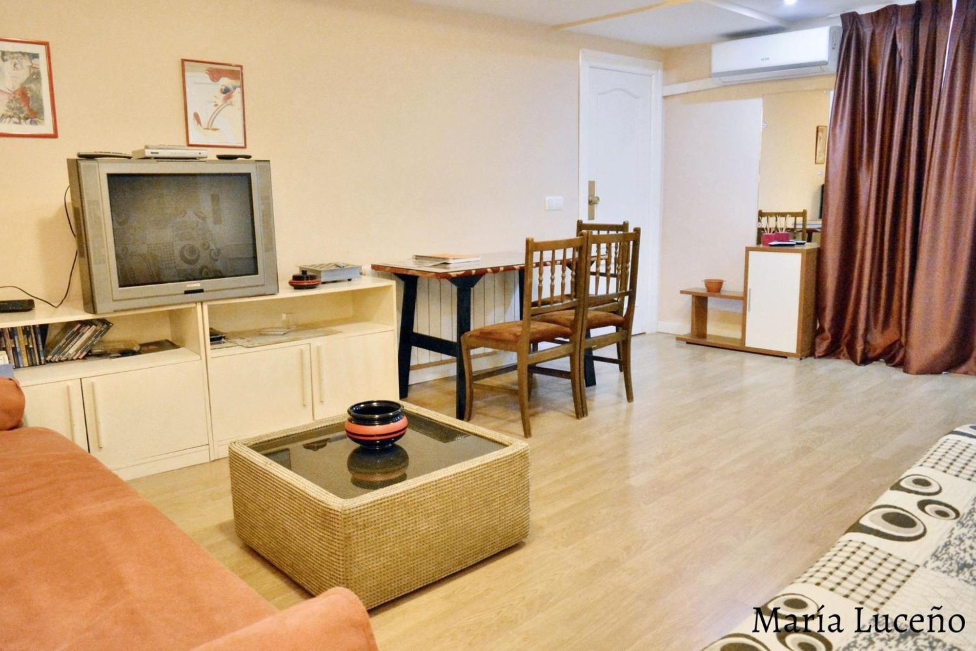 Comfortable Apartment In Caceres 55 M² Welcoming Terrace Extérieur photo